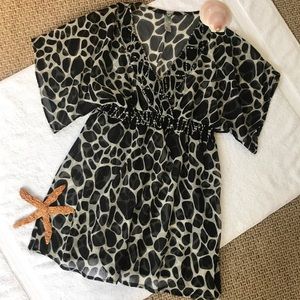 🌞2/$15🌞 Printed Sheer Coverup